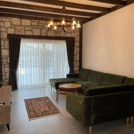 Villa Guelyali Konaklari