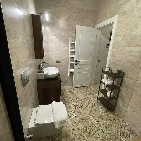 Villa Guelyali Konaklari *